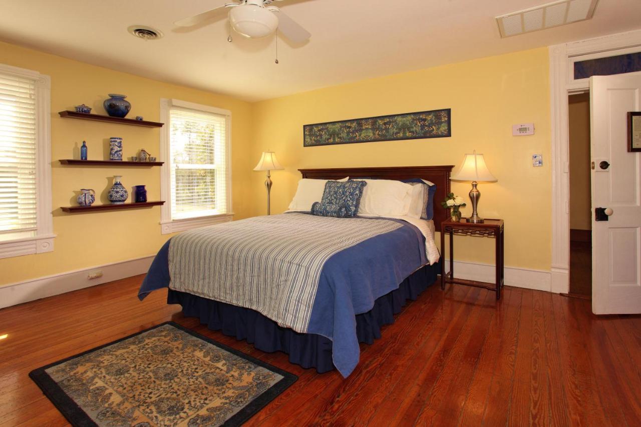 The Inn At Tabbs Creek Port Haywood Exterior photo